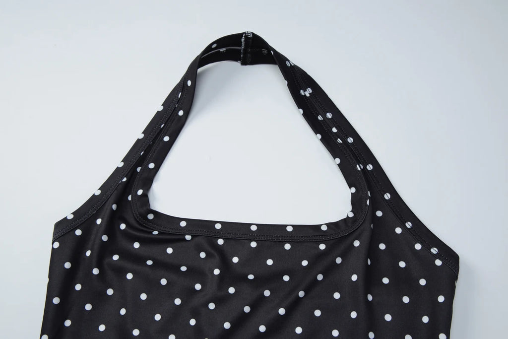 Top Halter com Bolinhas e Costas Abertas