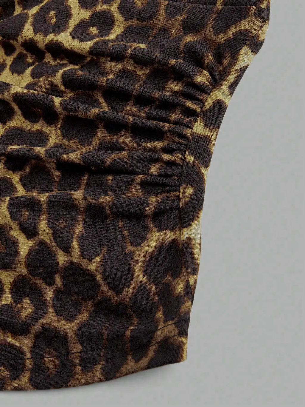 Top Halter com Estampado Leopardo