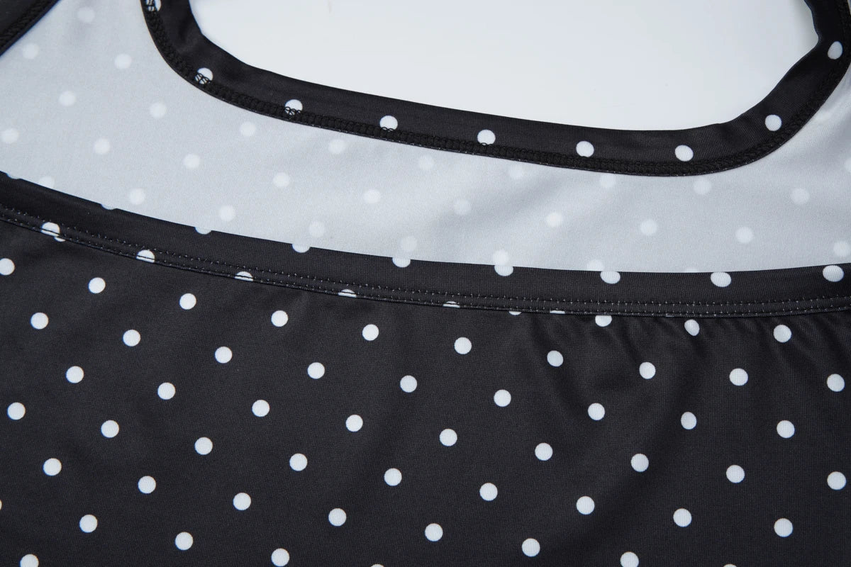 Top Halter com Bolinhas e Costas Abertas