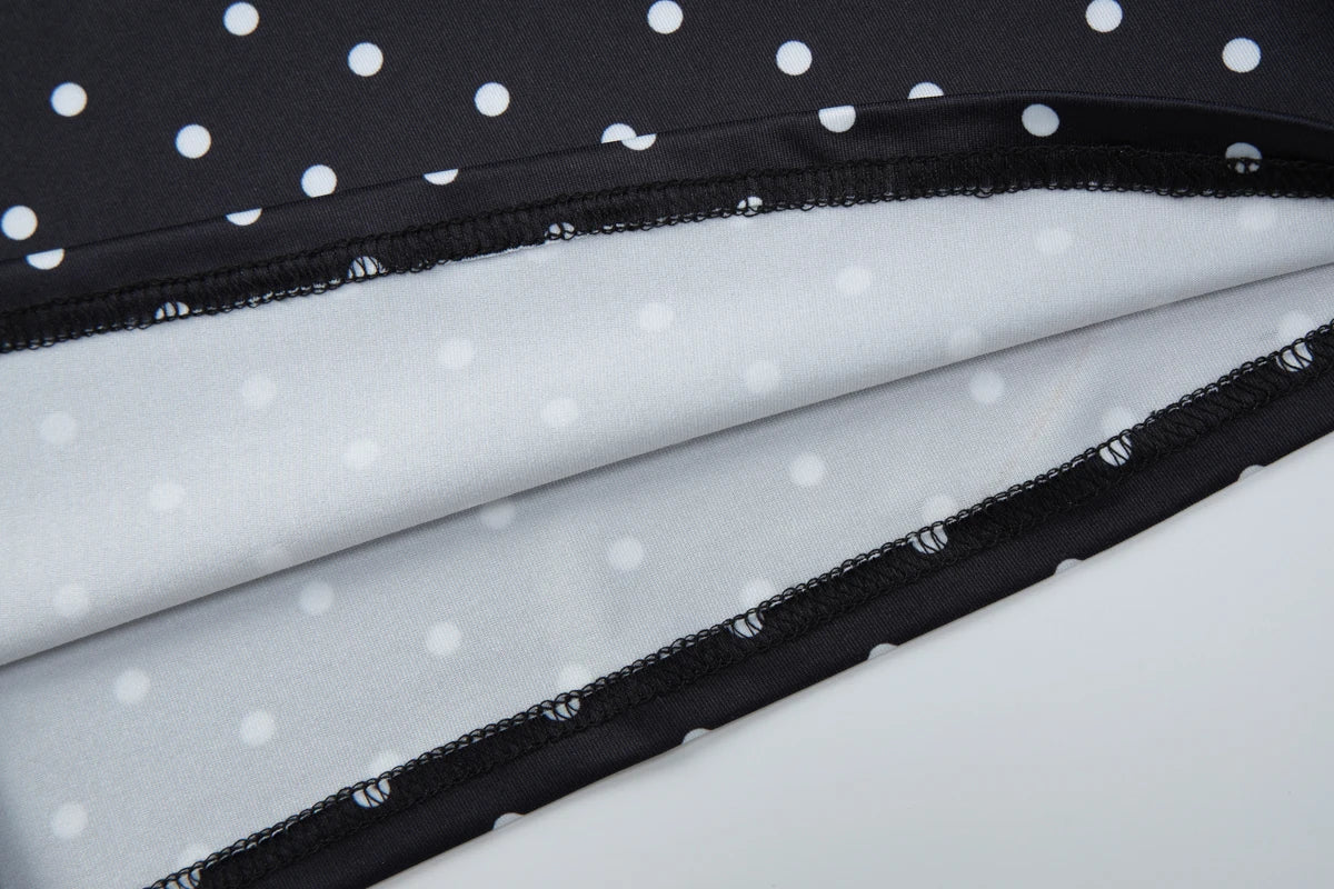 Top Halter com Bolinhas e Costas Abertas
